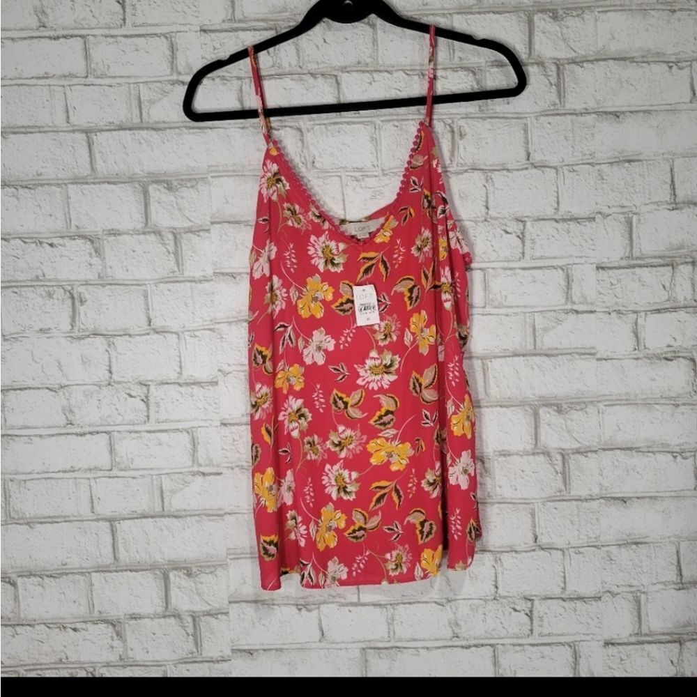 NWT Loft Floral Tank - Picture 5 of 10